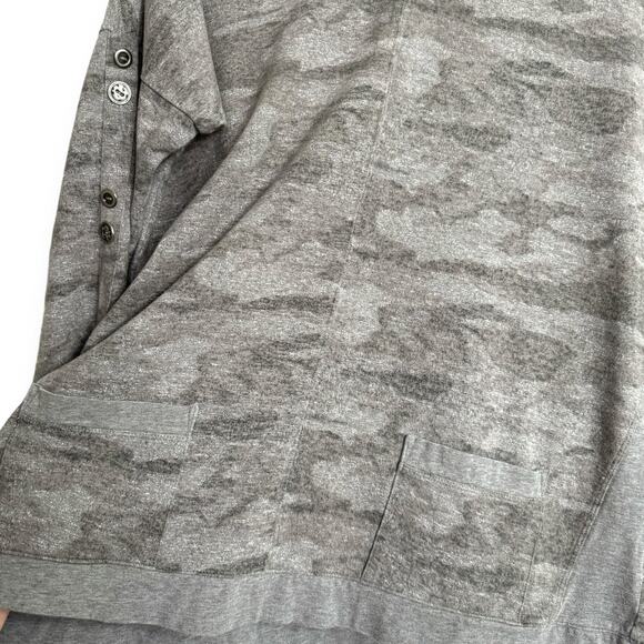 Soft Surroundings Camo Print Long Sleeve Blouse With Silver Buttons Women's L - Picture 6 of 10
